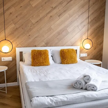 с люлка и гледка в The House с термална зона