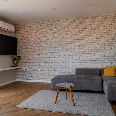 Apartment с люлка и гледка в The House с термална зона Welingrad